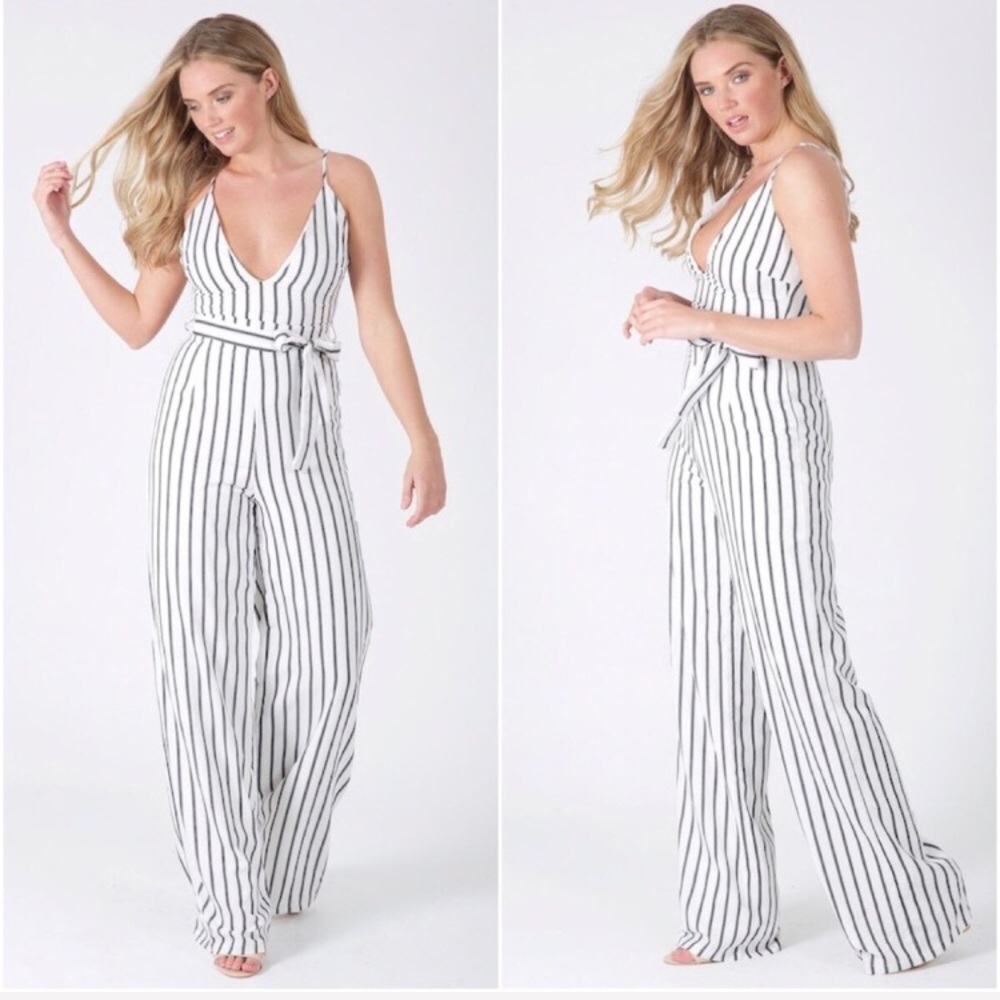 🆕Emma White / Black Pinstripe Wide Leg Jumpsuit - Picture 2 of 5